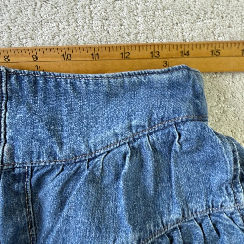 We The Free Fleur Denim Shorts Womens S Blue Ruffle Tiered Button